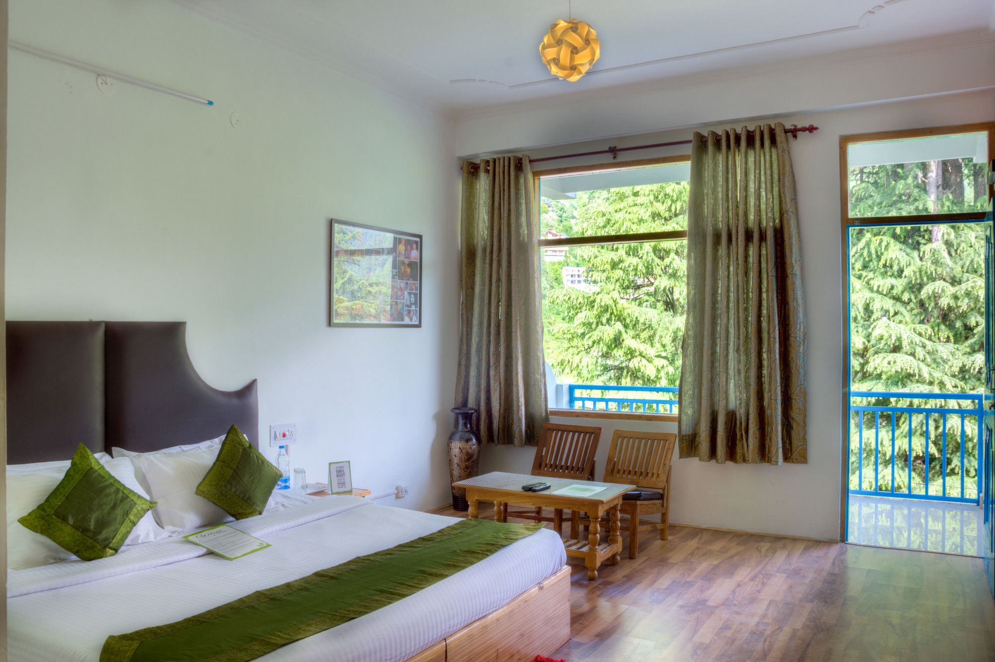 Hotel Treebo Trend Celebriti Manali Vashist Exterior foto